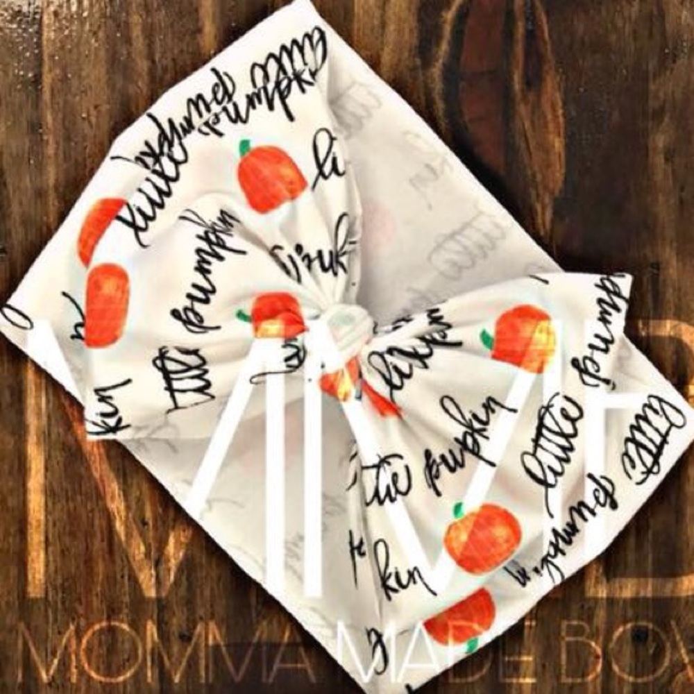 Pumpkin bows